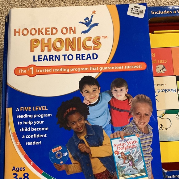 Hooked on Phonics Ages 3-8 - Picture 2 of 10